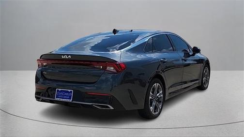 2022 Kia K5 EX
