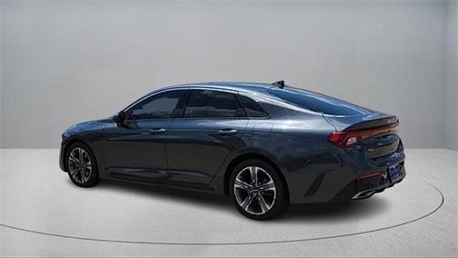2022 Kia K5 EX