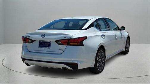 2024 Nissan Altima 2.5 SL