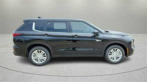 2025 Mitsubishi Outlander PHEV ES