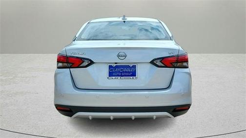 2023 Nissan Versa 1.6 SV