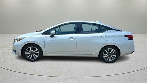 2023 Nissan Versa 1.6 SV