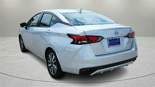 2023 Nissan Versa 1.6 SV