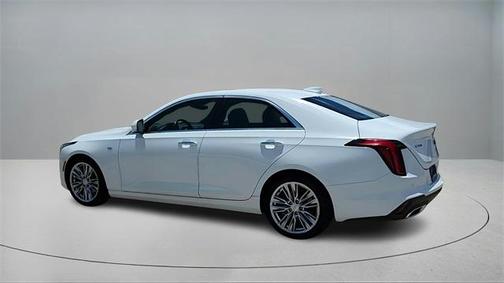 2023 Cadillac CT4 Premium Luxury