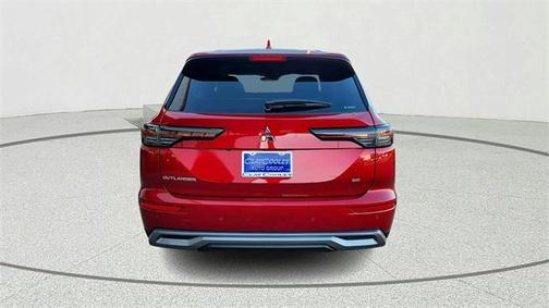 2025 Mitsubishi Outlander SE