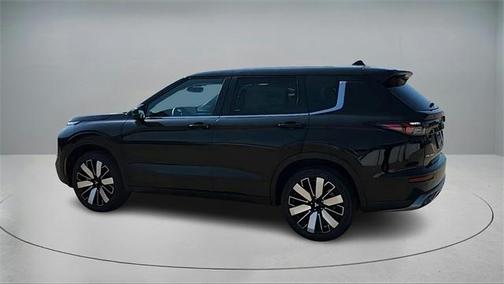 2025 Mitsubishi Outlander