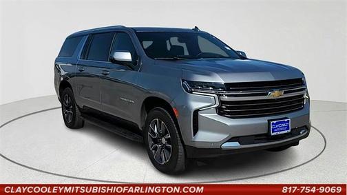 2023 Chevrolet Suburban LT