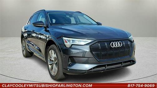 2021 Audi e-tron Premium Plus