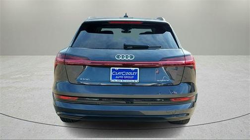 2021 Audi e-tron Premium Plus
