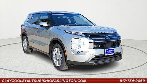 2026 Mitsubishi Outlander ES