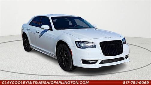 2022 Chrysler 300 Touring L