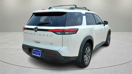 2023 Nissan Pathfinder SV