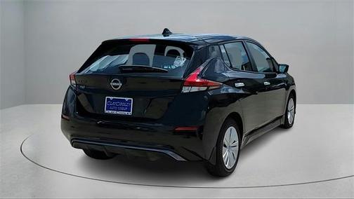 2023 Nissan Leaf S