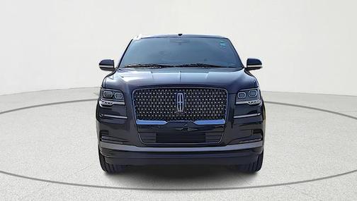 Black Metallic 2024 Lincoln Navigator L Premiere