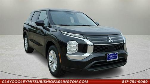 2025 Mitsubishi Outlander ES