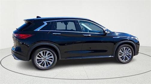 2024 INFINITI QX50 Luxe