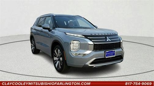 2025 Mitsubishi Outlander SEL