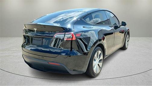 2021 Tesla Model Y Standard Range