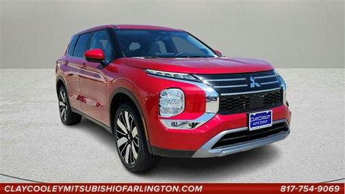 2025 Mitsubishi Outlander SE