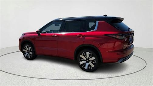 2025 Mitsubishi Outlander SEL