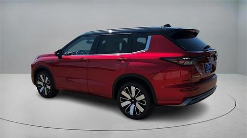 2025 Mitsubishi Outlander SEL