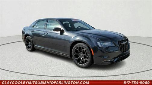 2019 Chrysler 300 S