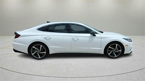 2023 Hyundai SONATA SEL Plus