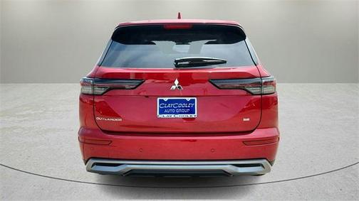 2025 Mitsubishi Outlander SE