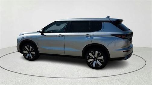 2025 Mitsubishi Outlander 