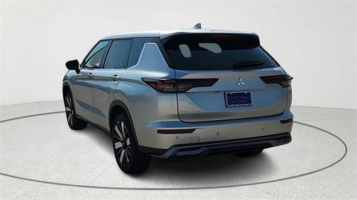 2025 Mitsubishi Outlander 