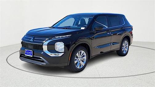 2026 Mitsubishi Outlander ES