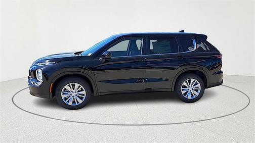 2026 Mitsubishi Outlander ES