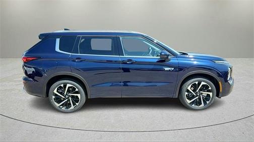 2025 Mitsubishi Outlander PHEV SEL