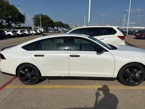 2023 Honda Accord Hybrid Sport-L