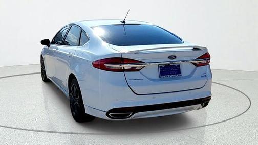 Oxford White 2018 Ford Fusion SE