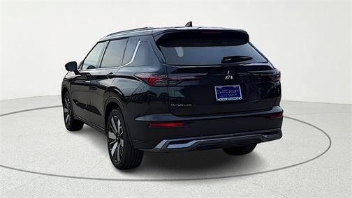 2026 Mitsubishi Outlander Black Edition