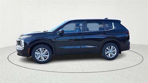2026 Mitsubishi Outlander ES