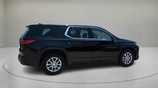 2022 Chevrolet Traverse LS