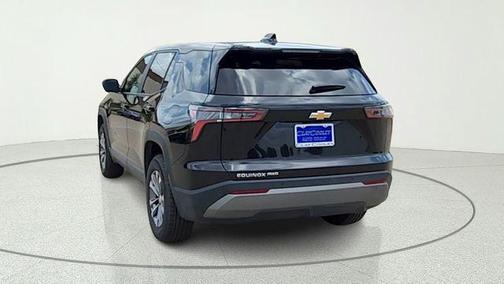 Mosaic Black Metallic 2026 Chevrolet Equinox LT