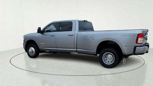 Billet Silver Metallic Clearcoat 2024 RAM 3500 Big Horn
