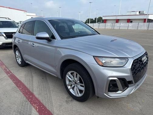 2022 Audi Q5 45 S line quattro Premium