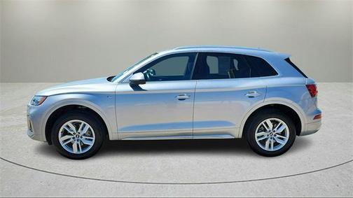 2022 Audi Q5 45 S line quattro Premium