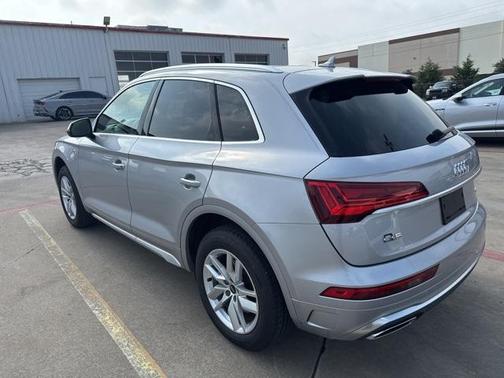 2022 Audi Q5 45 S line quattro Premium