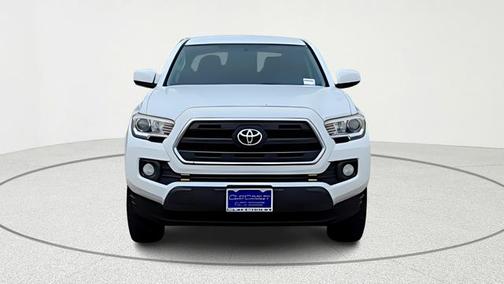 2016 Toyota Tacoma SR