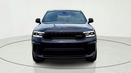 DB Black Crystal Clearcoat 2026 Dodge Durango GT