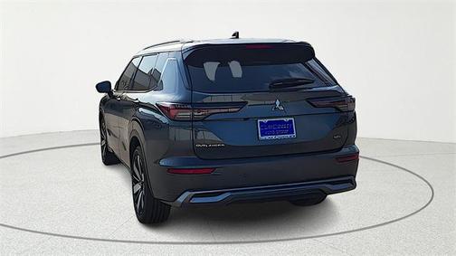 2025 Mitsubishi Outlander SEL