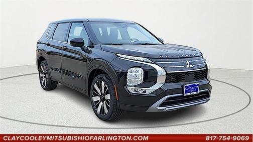 2026 Mitsubishi Outlander SE