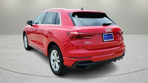 2022 Audi Q3 45 S line Premium