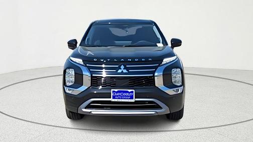 Black Diamond 2026 Mitsubishi Outlander SE