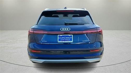 2022 Audi e-tron Premium